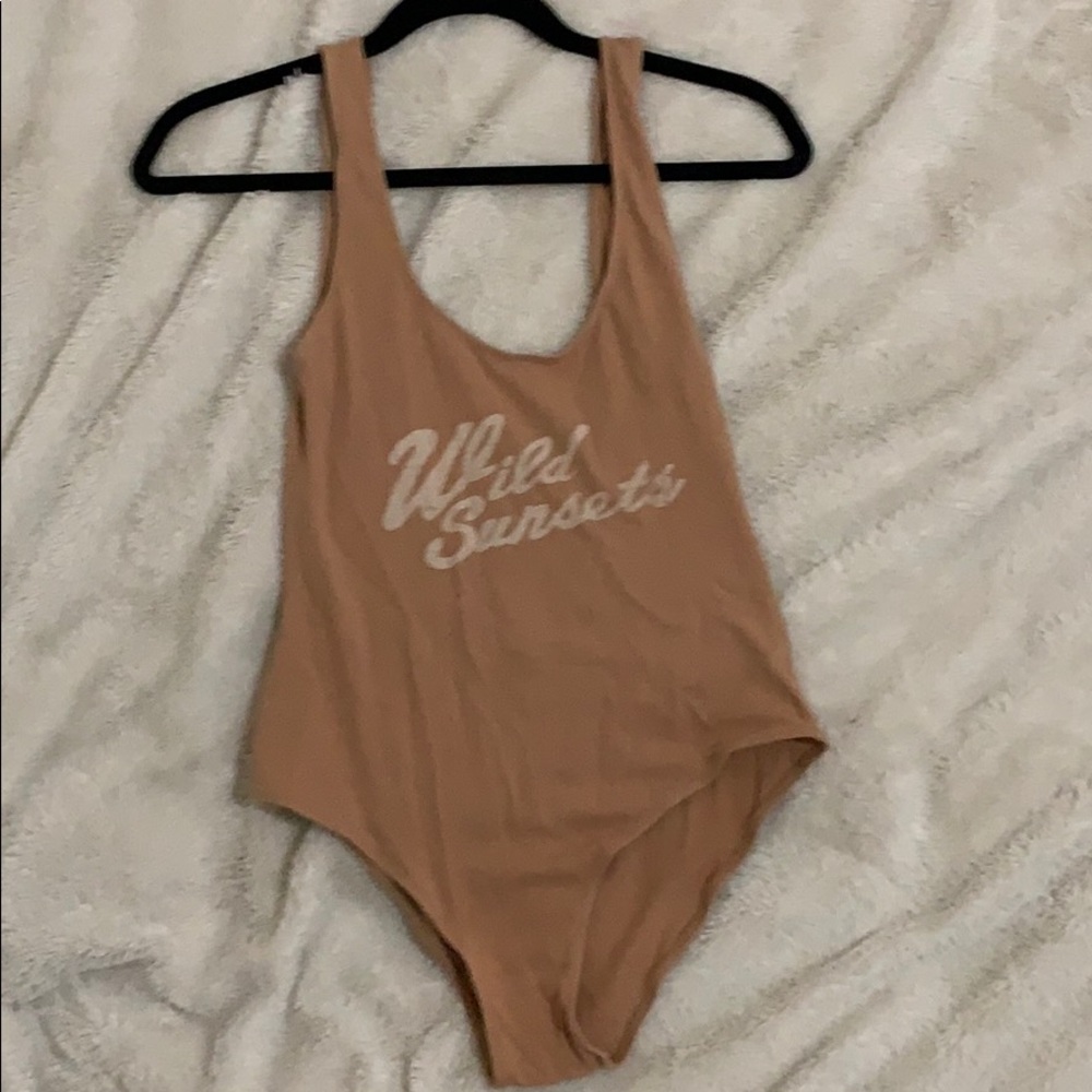 Low-back Bodysuit - Picture 2 of 3